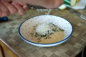 Brösel, Parmesan, Basilikum (vh)