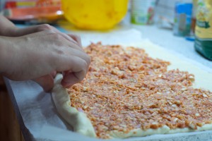 Pizza zu Schnecken rollen (pp)