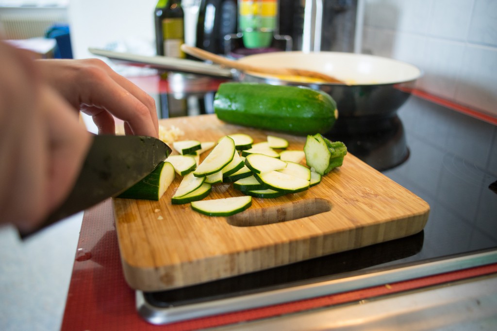 Zucchini schneiden (vh)