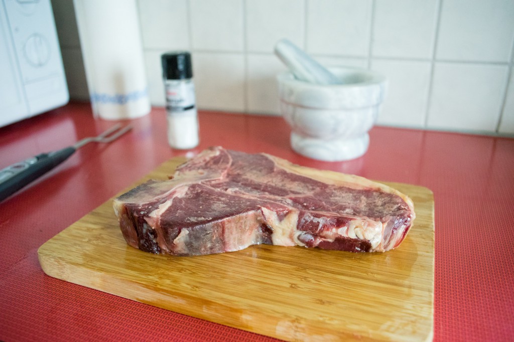 So schaut ein Dry-Aged T-Bone Steak aus *yam* (vh)