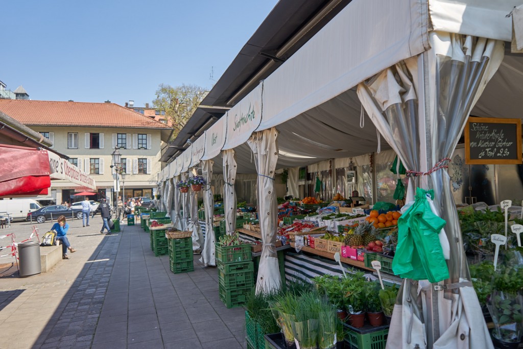 Am Viktualienmarkt (pp)