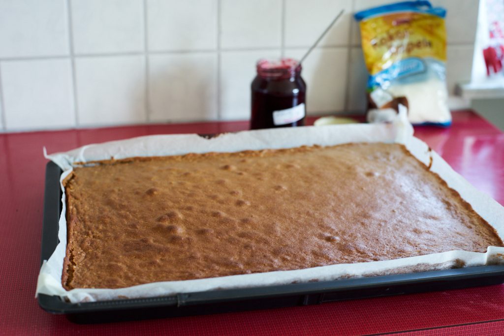 Der fertig gebackene Kuchen.