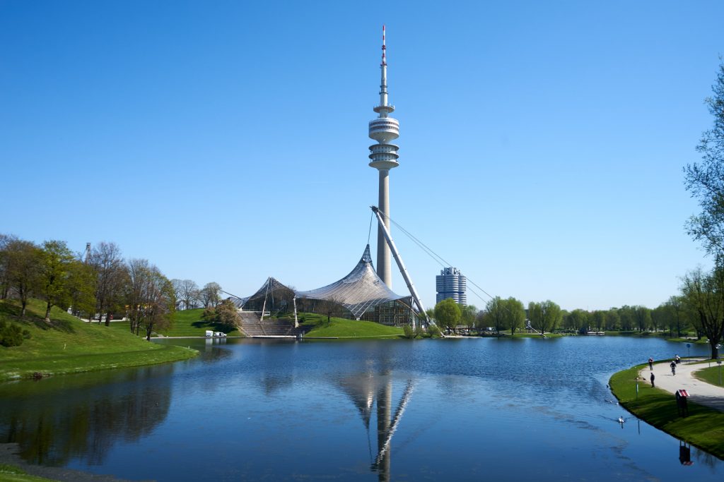 München Tag 2: Olympiapark, BMW Welt und BMW Museum