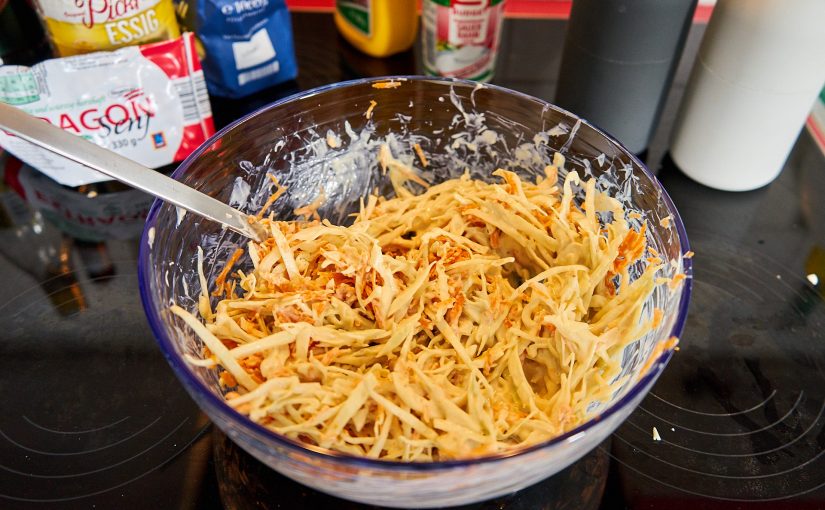 Die fertige Schüssel Cole Slaw.