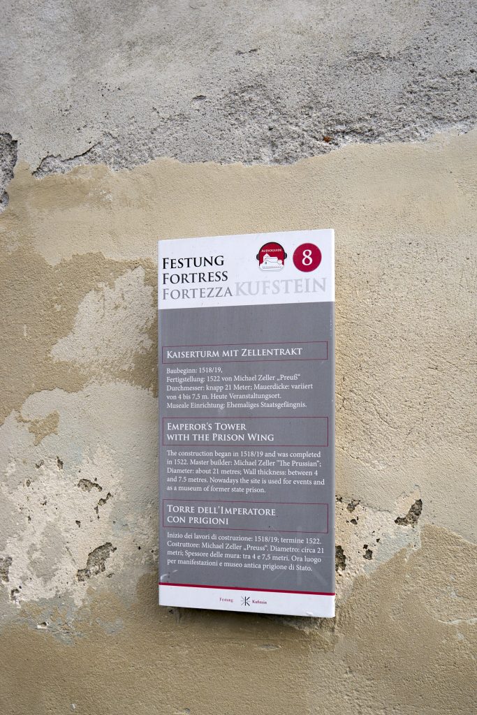 Infotafel in der Festung Kufstein