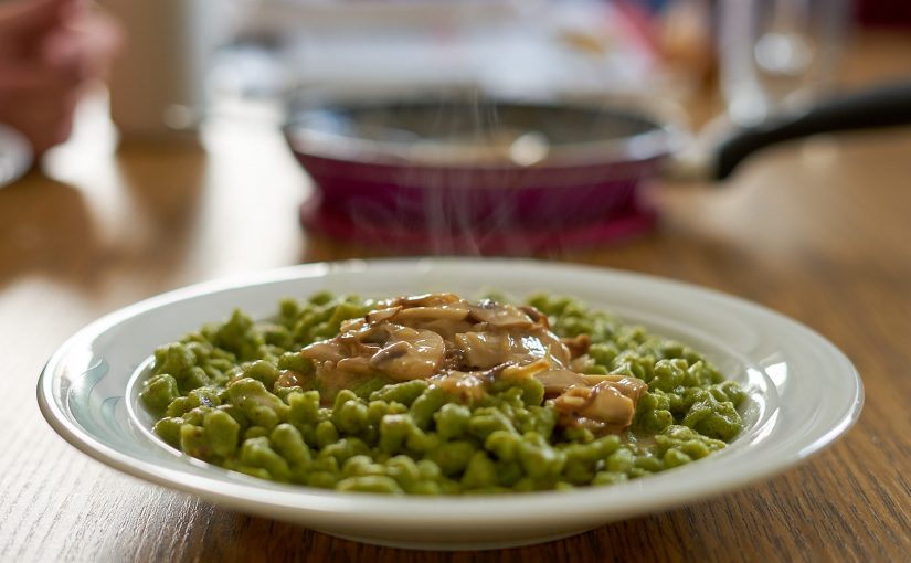 Eine Portion Spinatspätzle (vegan!)