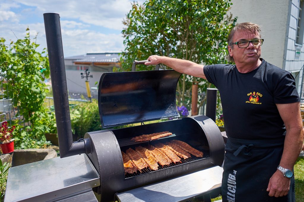 Spare Ribs im Smoker