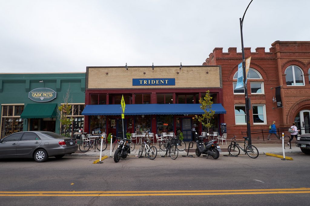 Das Trident Booksellers and Cafe in Boulder von außen