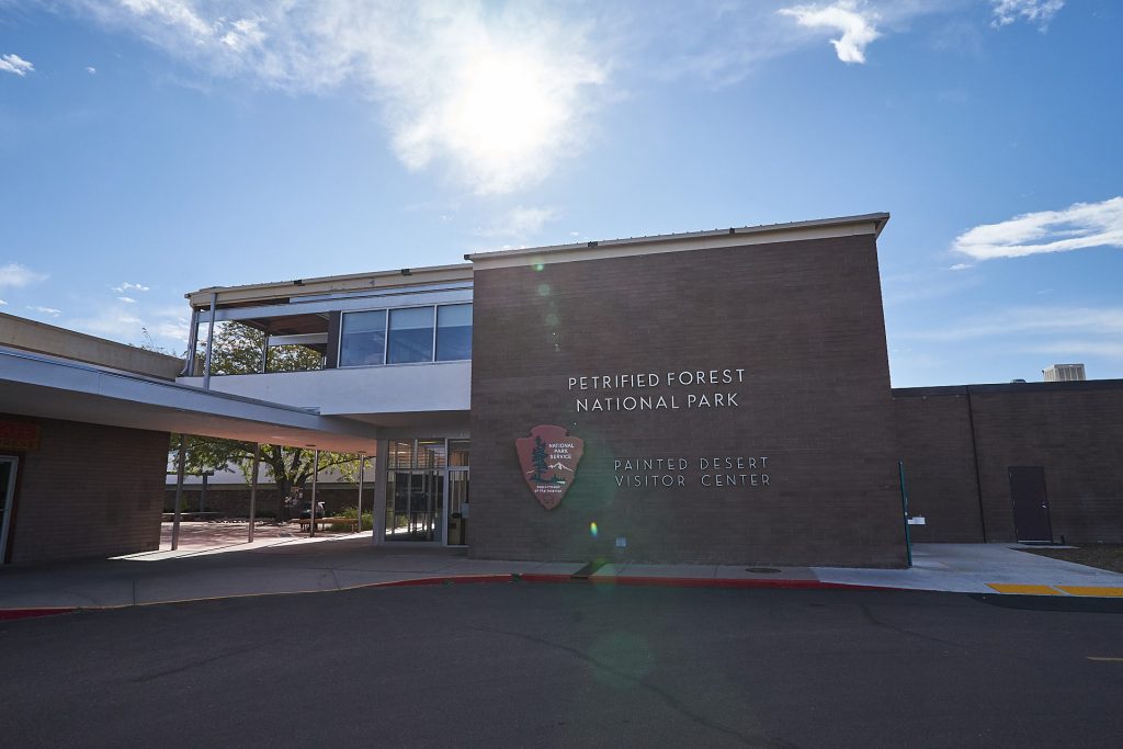 Das Petrified Forest Visitor Center.